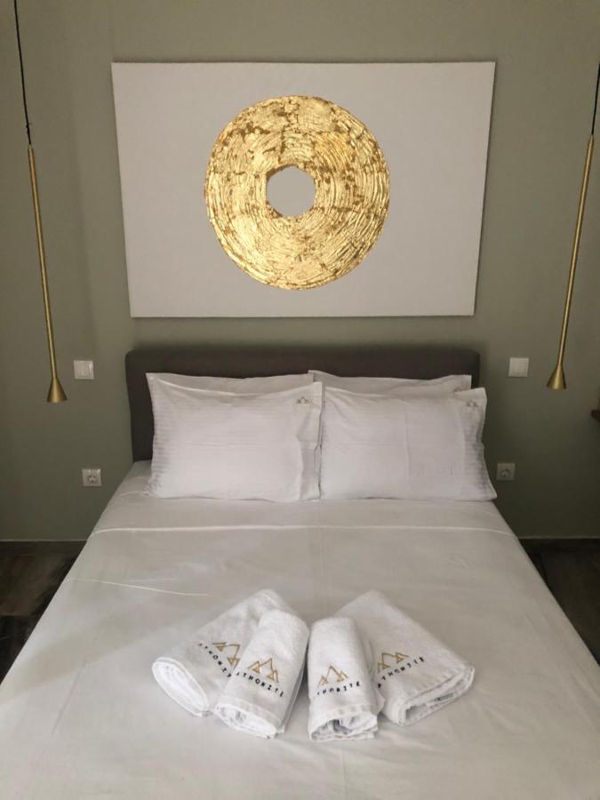 Athonite All Seasons Luxury Suites Ієрісос Екстер'єр фото