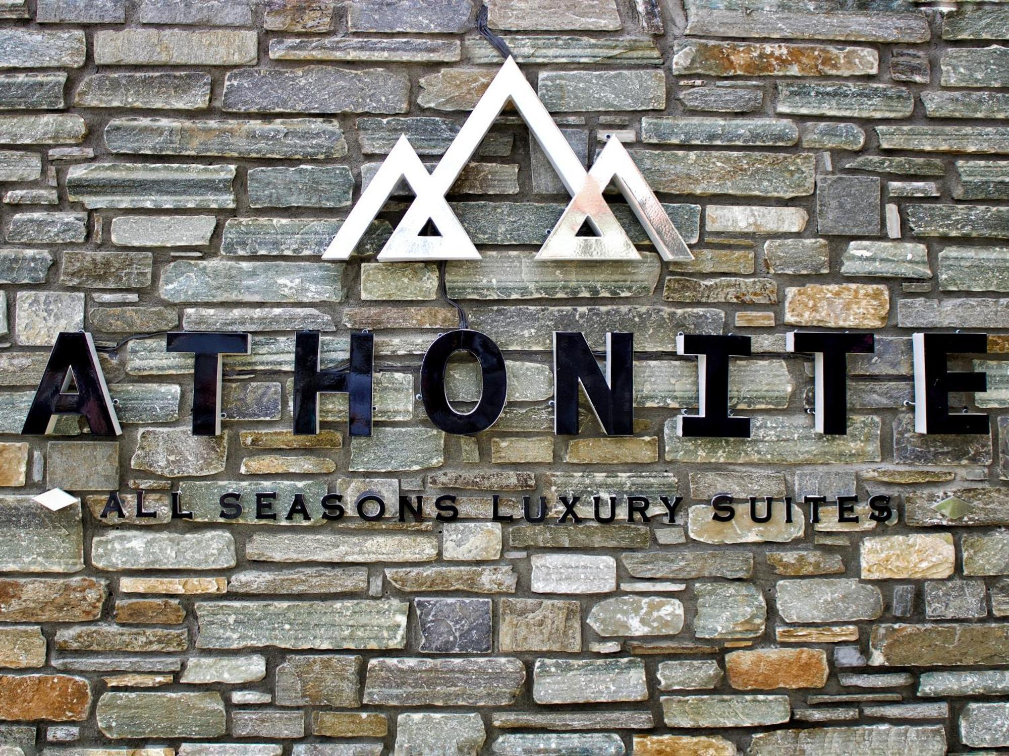 Athonite All Seasons Luxury Suites Ієрісос Екстер'єр фото