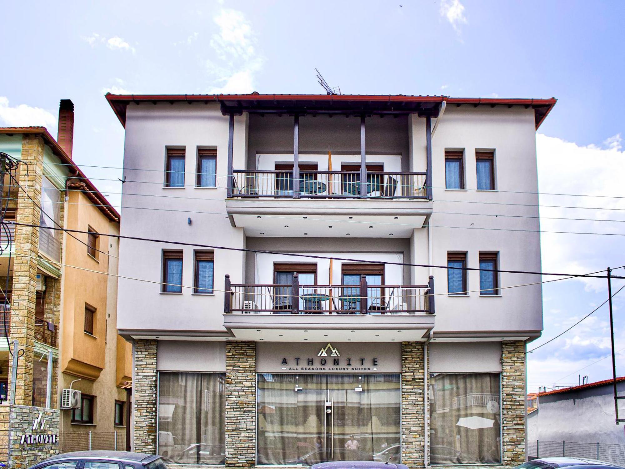 Athonite All Seasons Luxury Suites Ієрісос Екстер'єр фото